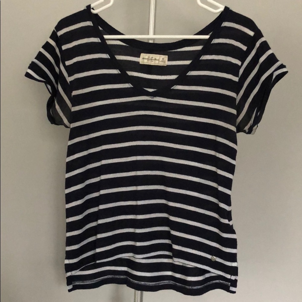 Abercrombie & Fitch Extra Small XS T Shirt Navy White